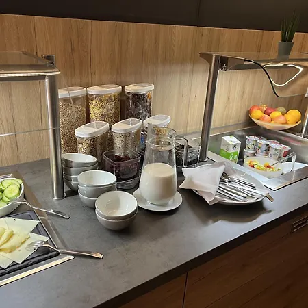 Отель Belvedere Зеветаль